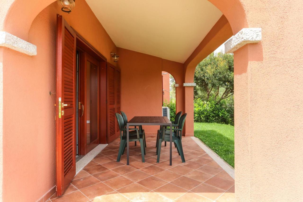 La Casa Di Debora Villa Сан Теодоро Екстериор снимка