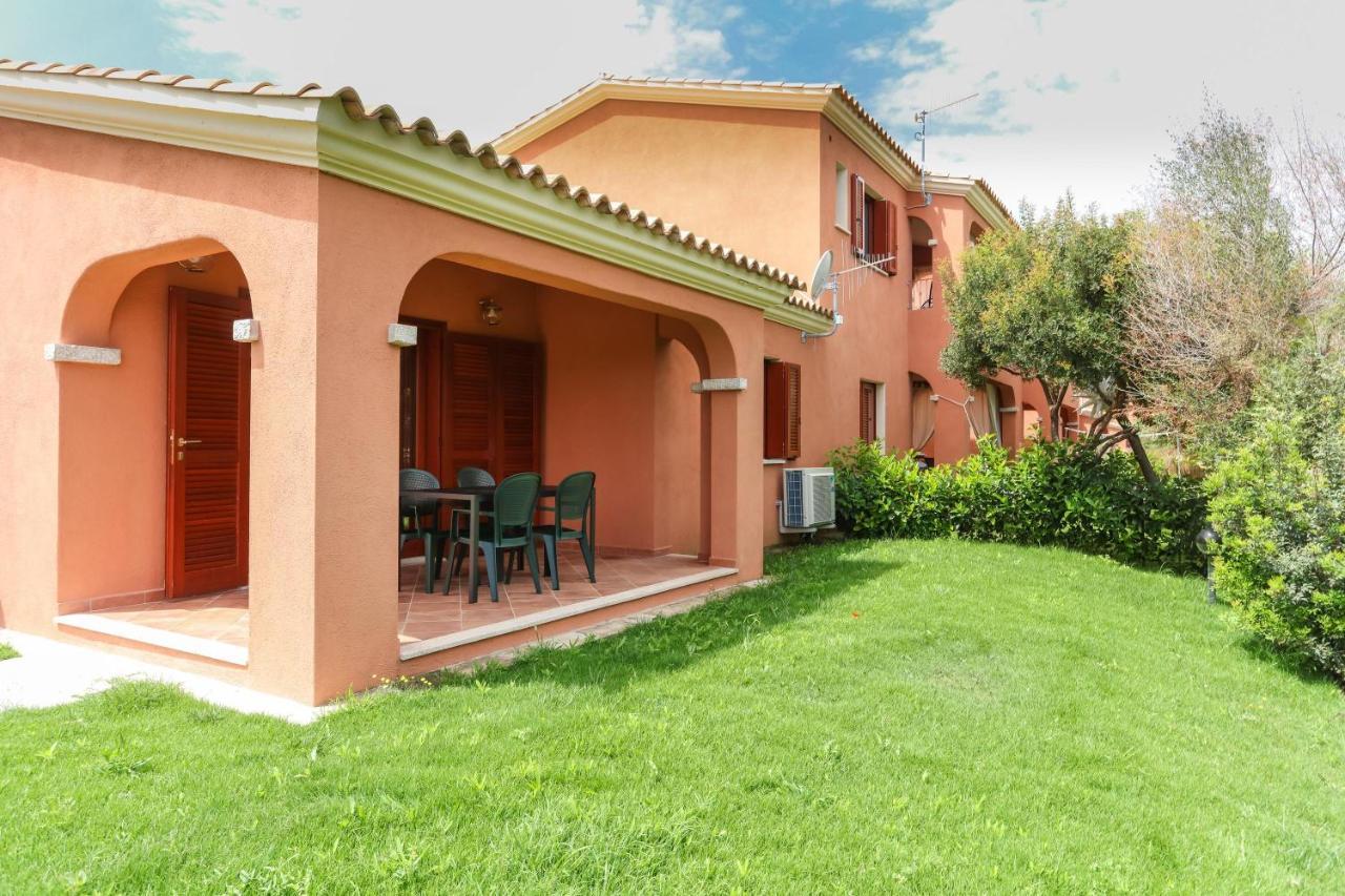 La Casa Di Debora Villa Сан Теодоро Екстериор снимка