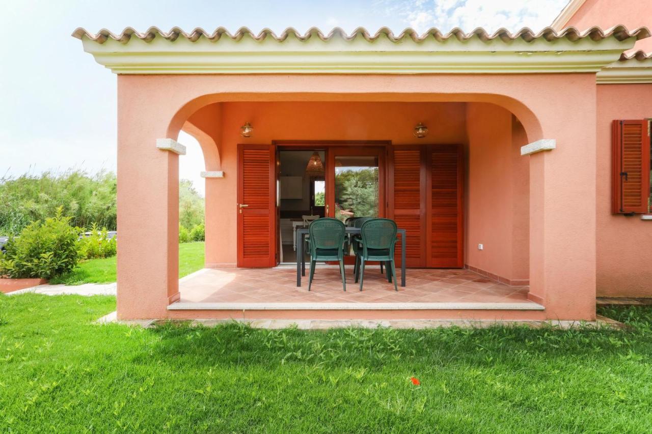 La Casa Di Debora Villa Сан Теодоро Екстериор снимка